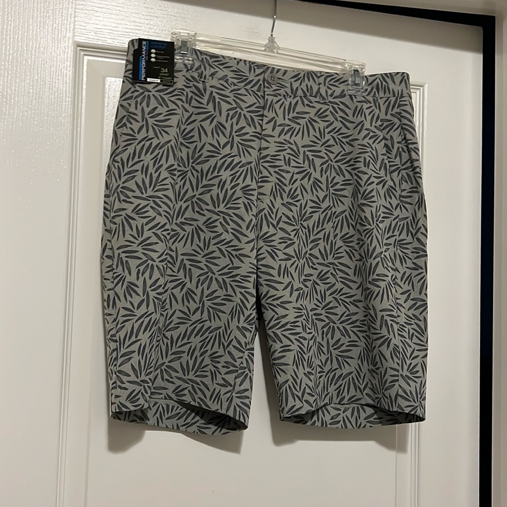 NWT Roundtree & Yorke Performance Shorts